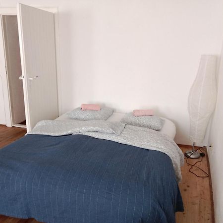 Apartment Mit 1 Schlafzimmer In Altstadthaus Sankt Veit an der Glan Ngoại thất bức ảnh