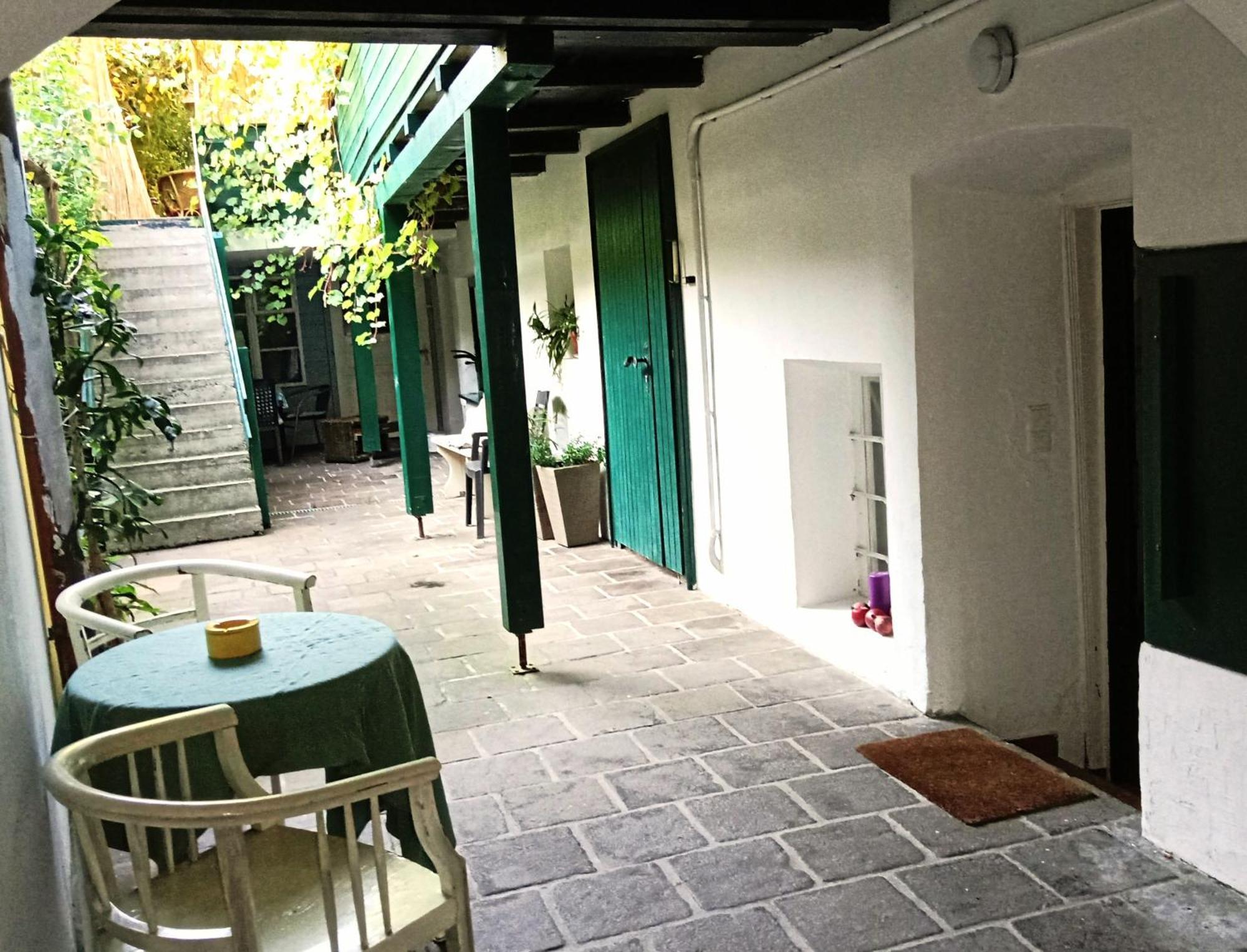 Apartment Mit 1 Schlafzimmer In Altstadthaus Sankt Veit an der Glan Ngoại thất bức ảnh