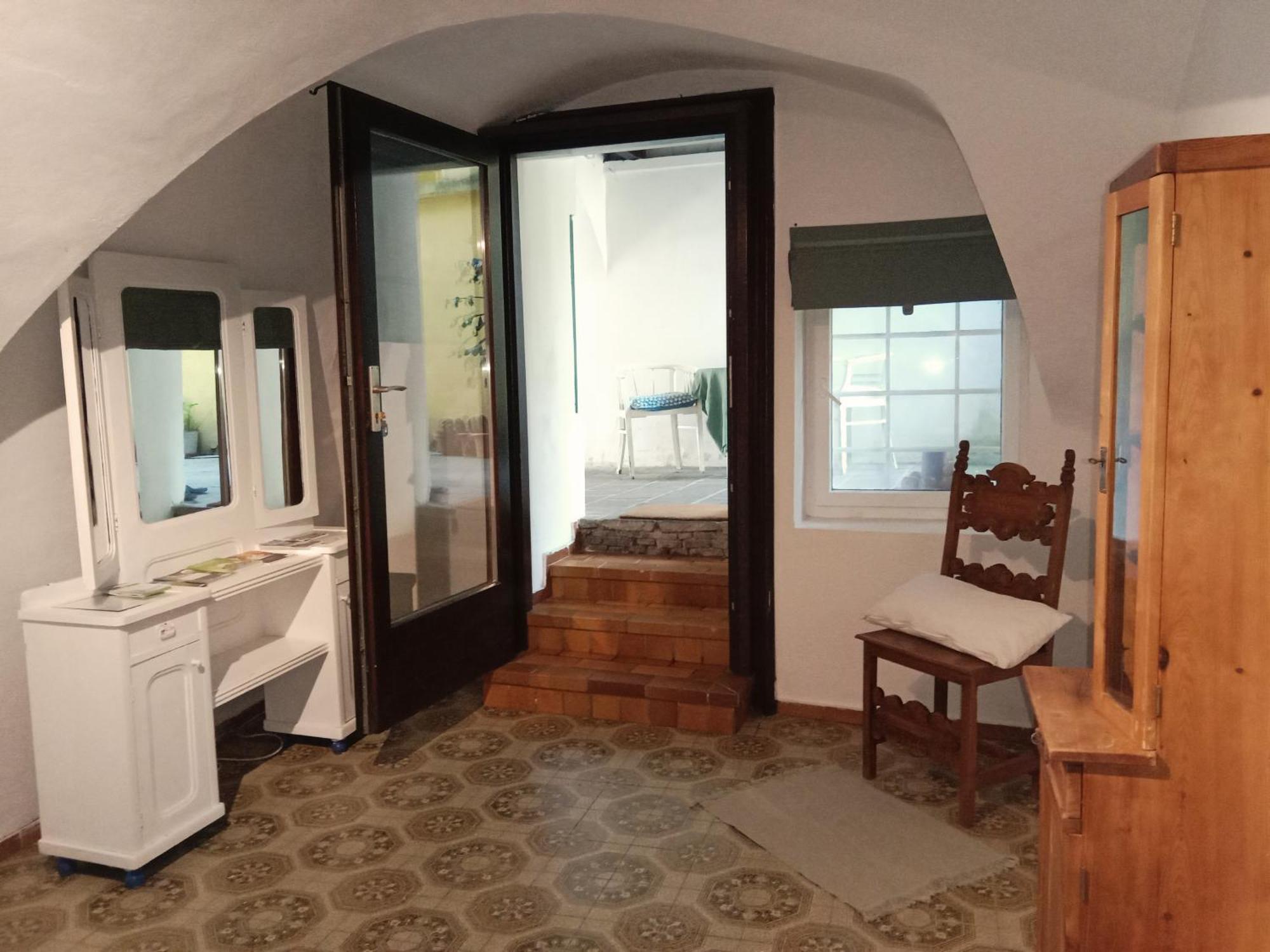 Apartment Mit 1 Schlafzimmer In Altstadthaus Sankt Veit an der Glan Ngoại thất bức ảnh